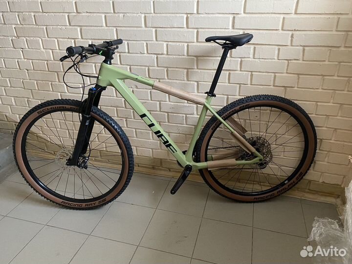 Горный карбонавый велосипед cube Reaction C62 Race