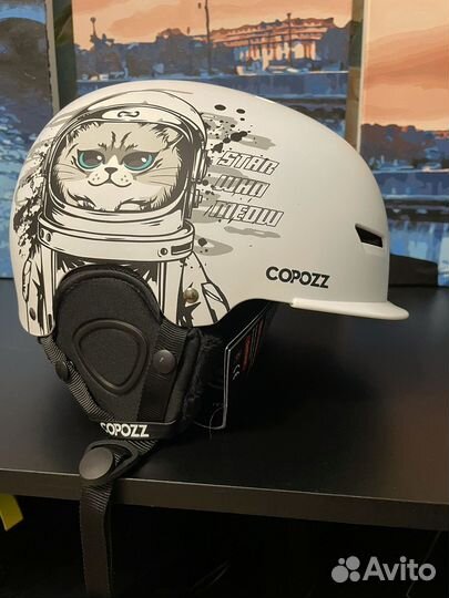 Шлем горнолыжный