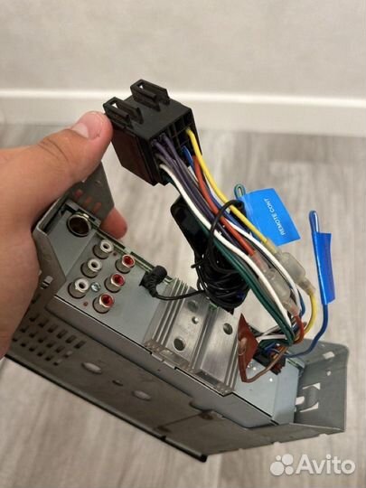 Магнитола для автомобиля kenwood 305 BT