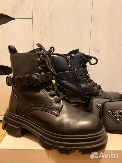 Ботинки на девочку