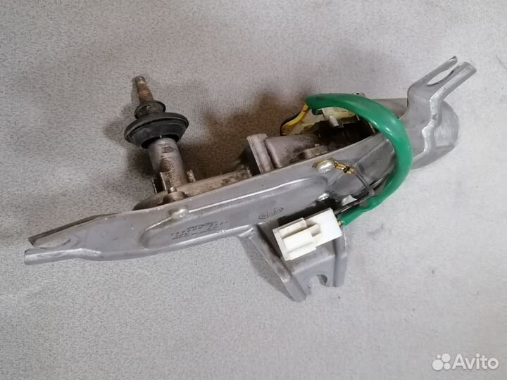 Моторчик стеклоочист задний Mitsubishi Outlander 1