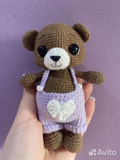 Вязаные игрушки мишка в платье;комбинезоне