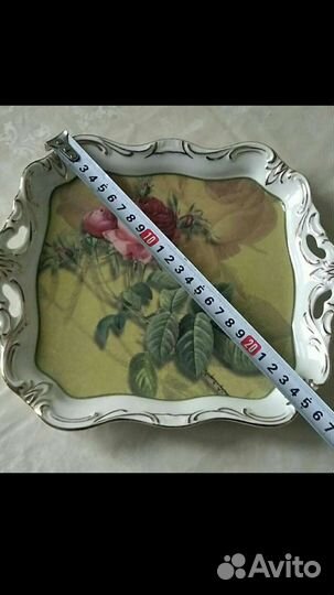 Поднос-тарелка