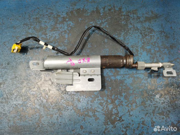 Патрон шторки правый Ford Explorer 4 U251