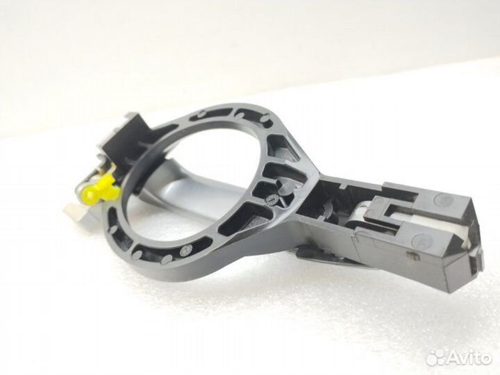 Ручка двери внешняя задняя правая Mitsubishi