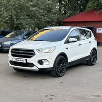 Ford Kuga 2.5 AT, 2017, 173 000 км, с пробегом, цена 1 950 000 руб.