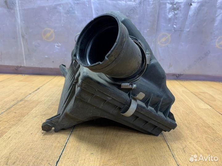 Корпус воздушного фильтра Opel Vectra B X16XEL