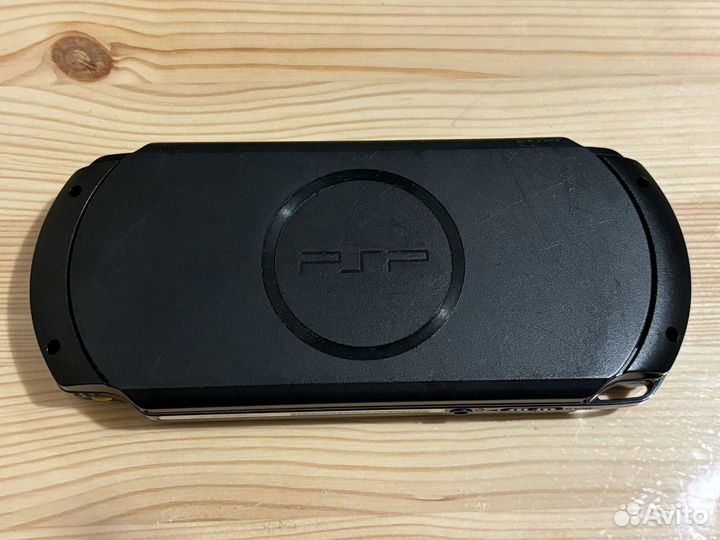 Sony PSP E1008 Street 16gb прошитая с играми