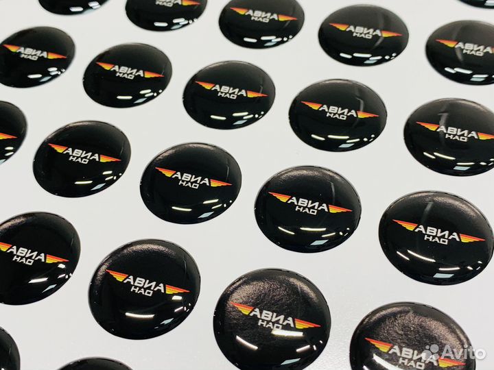 Объемная наклейки на телефон