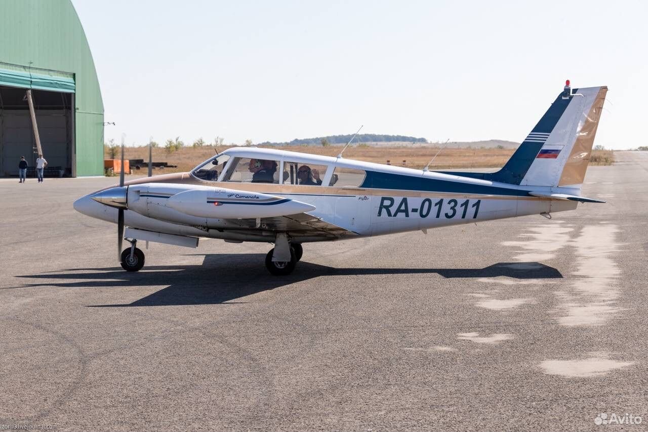 Самолет Piper Twin Comanche