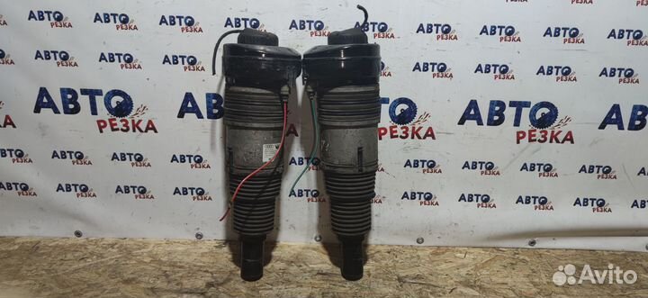 Амортизатор передний Audi Q7 4M Q8 Touareg3