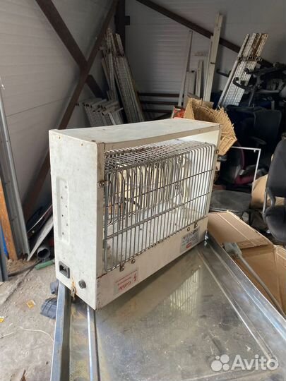 Мухобойка электрическая для кухни