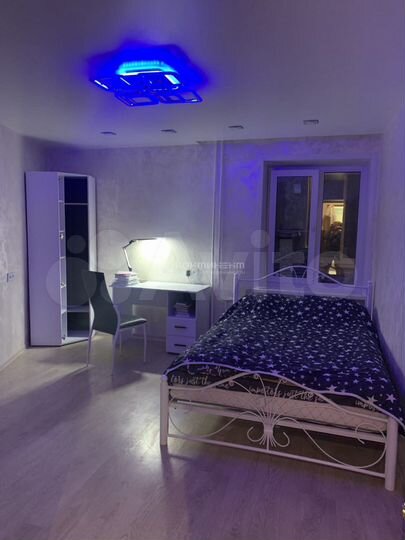 4-к. квартира, 90 м², 7/9 эт.