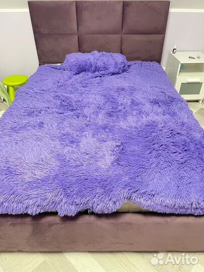 Кровать двухспальная с подьемным механизмом