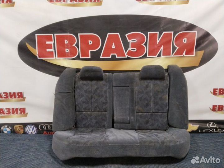 Сиденья комплект задняя Mitsubishi Galant EA1A