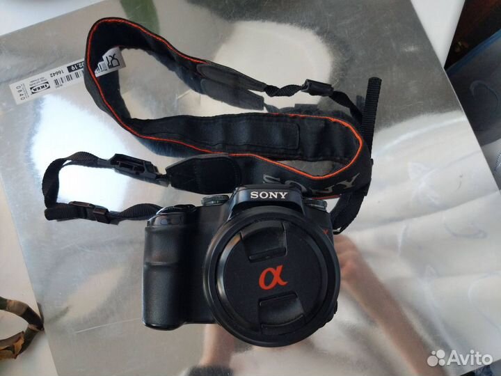 Зеркальная фотокамера Sony alpha 100