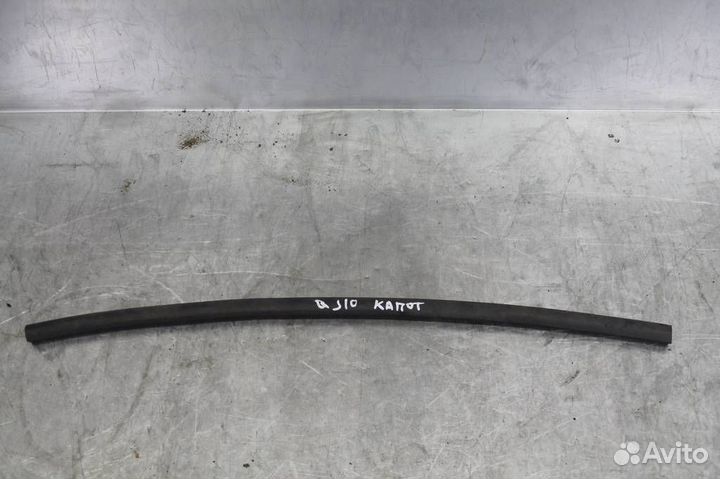 Уплотнитель капота Nissan Qashqai J10 дорестайл