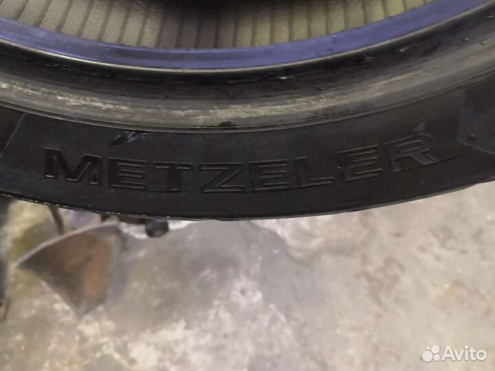 Metzeler ME-888 180/60/16 В12 (1м)
