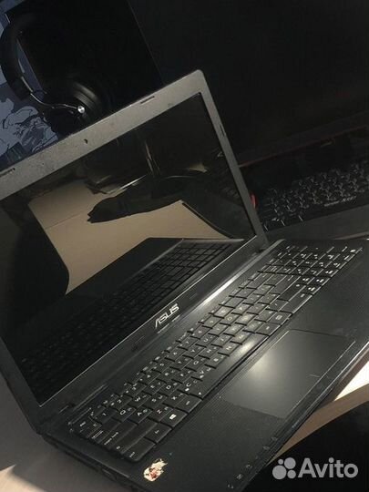Ноутбук asus x55u
