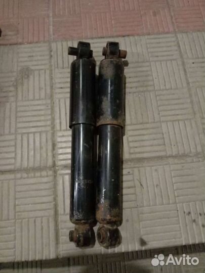 Амортизаторы задние