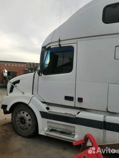 Volvo VN 670, 2003
