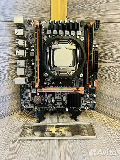 Комплект x99 2011v3 Xeon E5 2630v3 16gb DDR4
