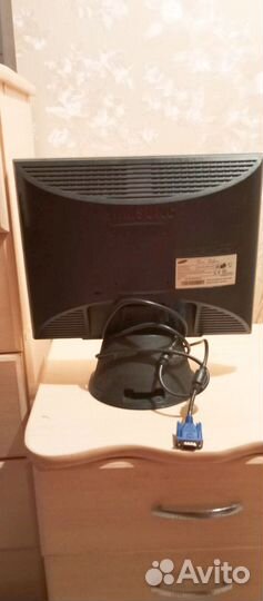 ЖК компьютерный монитор Samsung