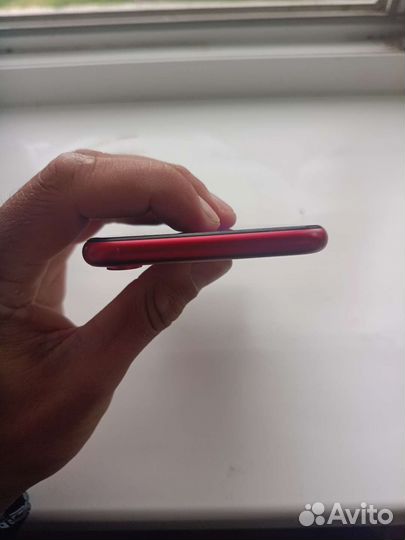 iPhone xr 64 red product