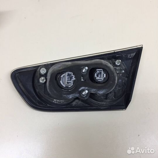 Фонарь задний наружный левый Mitsubishi Lancer X C