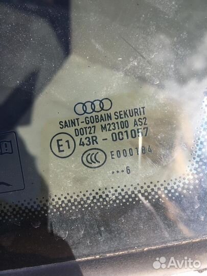 Форточка задняя левая Audi A4