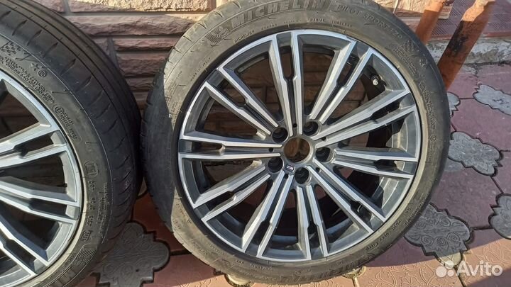 Michelin Pilot Sport 4 225/45 R18 и 255/40 R18