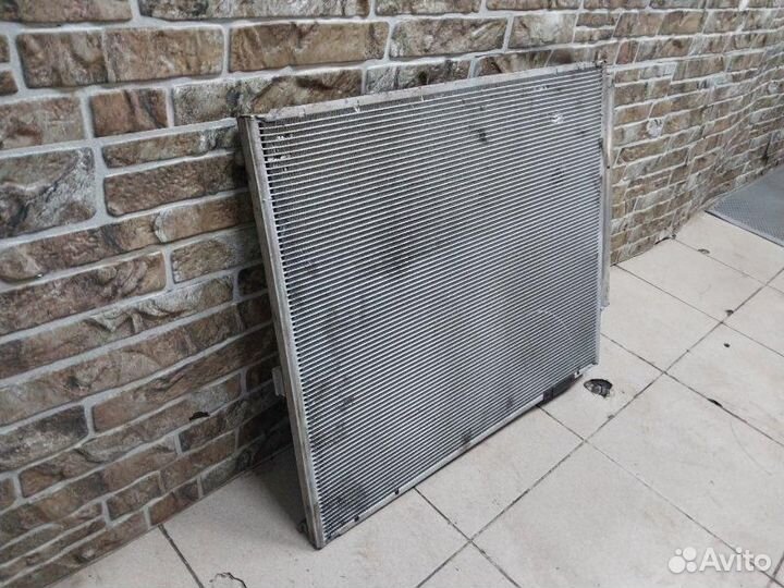 Радиатор кондиционера (конденсер) Toyota Land Crui