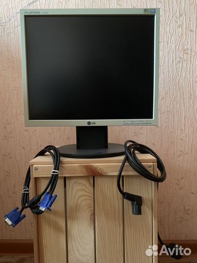 Монитор LG