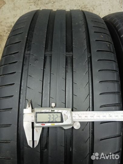 Pirelli Scorpion 255/45 R19 100V