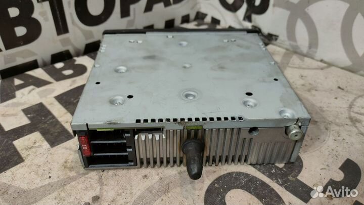 Магнитола Mercedes Vito W638