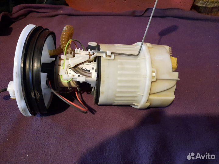 Насос топливный Ford Focus 2 3m519h307