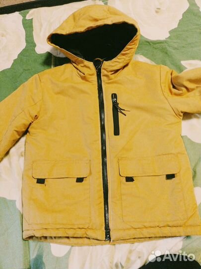 Куртка весенняя