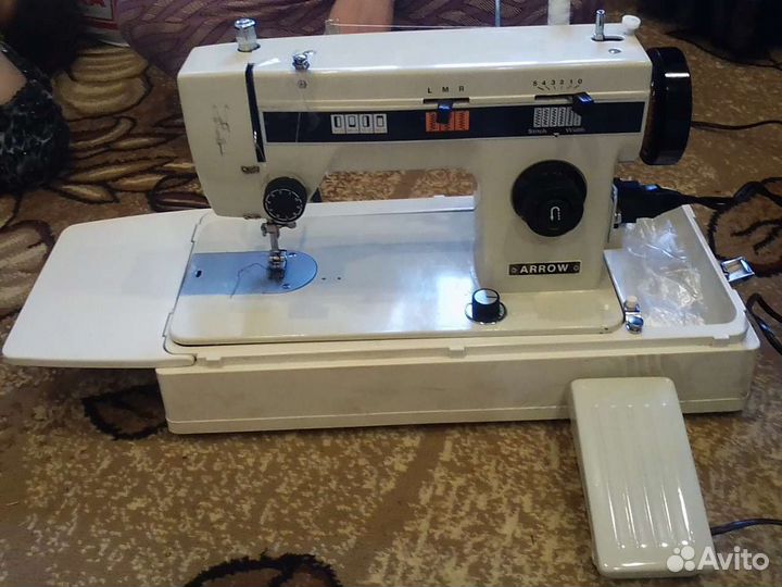 Швейная машина Veritas