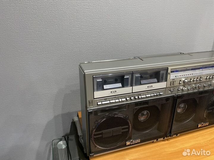 Sharp 777 super lux top excellent