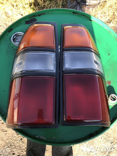 Задние фонари