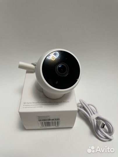 Видеокамера Xiaomi Mi Home Security Camera 1080P