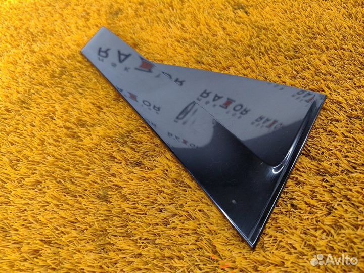 Накладка двери задняя правая Geely Coolray