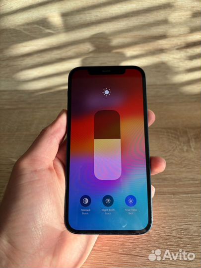 iPhone 12, 64 ГБ