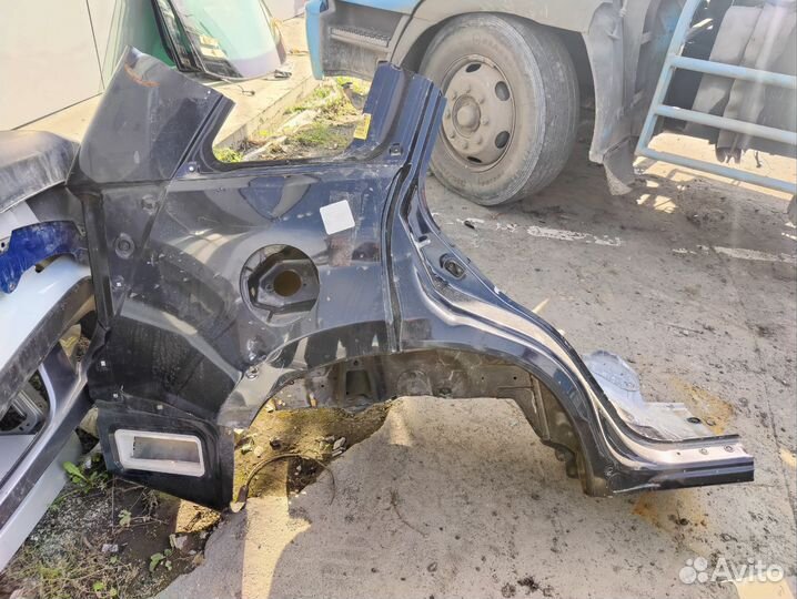 Четверть правый бок Сузуки Гранд Витара