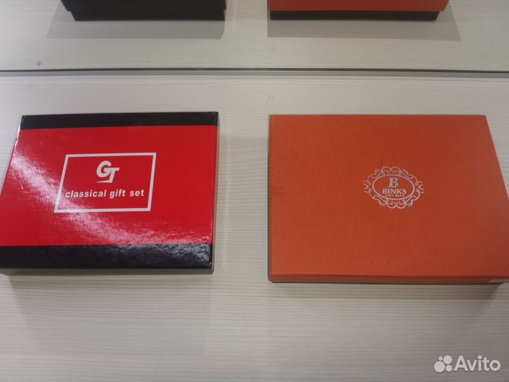 Подарочный набор для мужчин фляжка со стопками