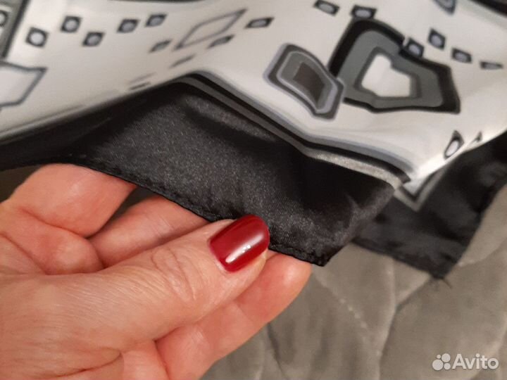 Платок женский шелковый