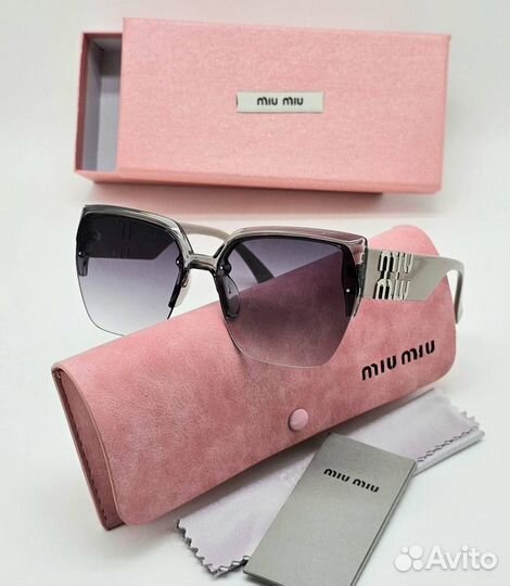 Солнцезащитные очки женские Miu Miu