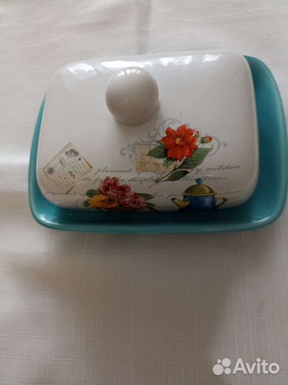 Масленка фарфоровая