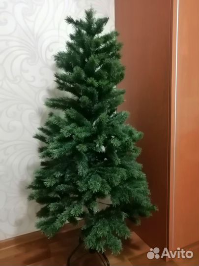 Ель искуственная