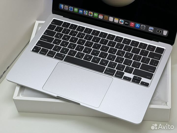 MacBook Air 13 2022 M2 8gb 256gb Silver